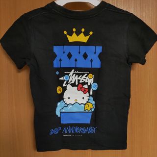 ハローキティ(ハローキティ)のSTUSSY30周年XXXハローキティ希少コラボTシャツ黒青ネコsmallキッズ(Tシャツ/カットソー)