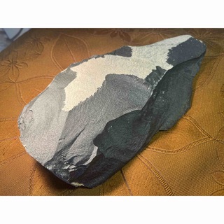 【⭐︎レア鉱石】サヌカイト原石（春歌）天然石　パワーストーン　楽器　置物　化石(置物)