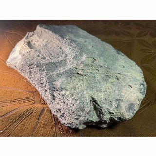 【⭐︎レア鉱石】サヌカイト原石（亞里亞）天然石　パワーストーン　楽器　置物　化石(置物)