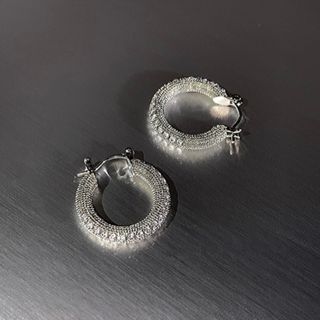 ♡数量限定♡シルバー フープピアス 上品  韓国 ラインストーン  キラキラ(ピアス)