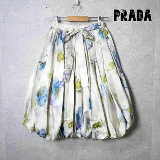 プラダ(PRADA)の美品 PRADA 花柄 総柄 サテン リボン ロング丈 イージーバルーンスカート(ロングスカート)