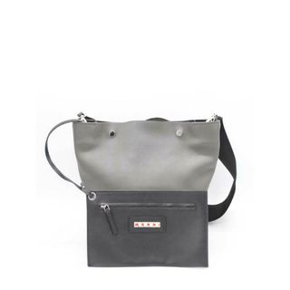 マルニ(Marni)の【新入荷】◇MARNI/マルニ◇ポーチ付きバケットショルダーバッグ/バケツ型/レザー/BAG/鞄 グレー×ブラック/灰色×黒 レディース【中古】春夏秋冬 825042(メッセンジャーバッグ)