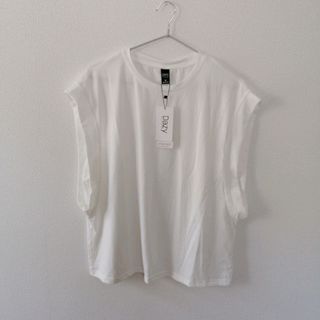 シーイン(SHEIN)のDazy  トップス  ホワイト  XL(Tシャツ(半袖/袖なし))