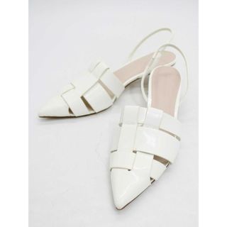 【夏物 新入荷】『CHARLES & KEITH/チャールズ & キース』インターウーブンスリングバックパンプス/シンプル/きれいめ/カジュアル/シューズ/靴 ホワイト/白 レディース 37(23.5cm) 【中古】 春夏 825042(その他)