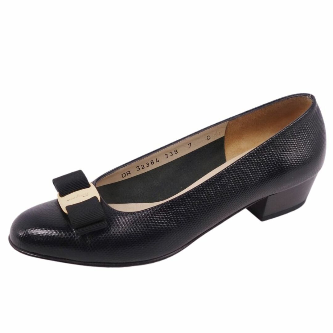 PRADA パンプス ベージュ 38 24.5センチ程度 エナメル PRADA パンプス ベージュ 38 24.5センチ程度 エナメル