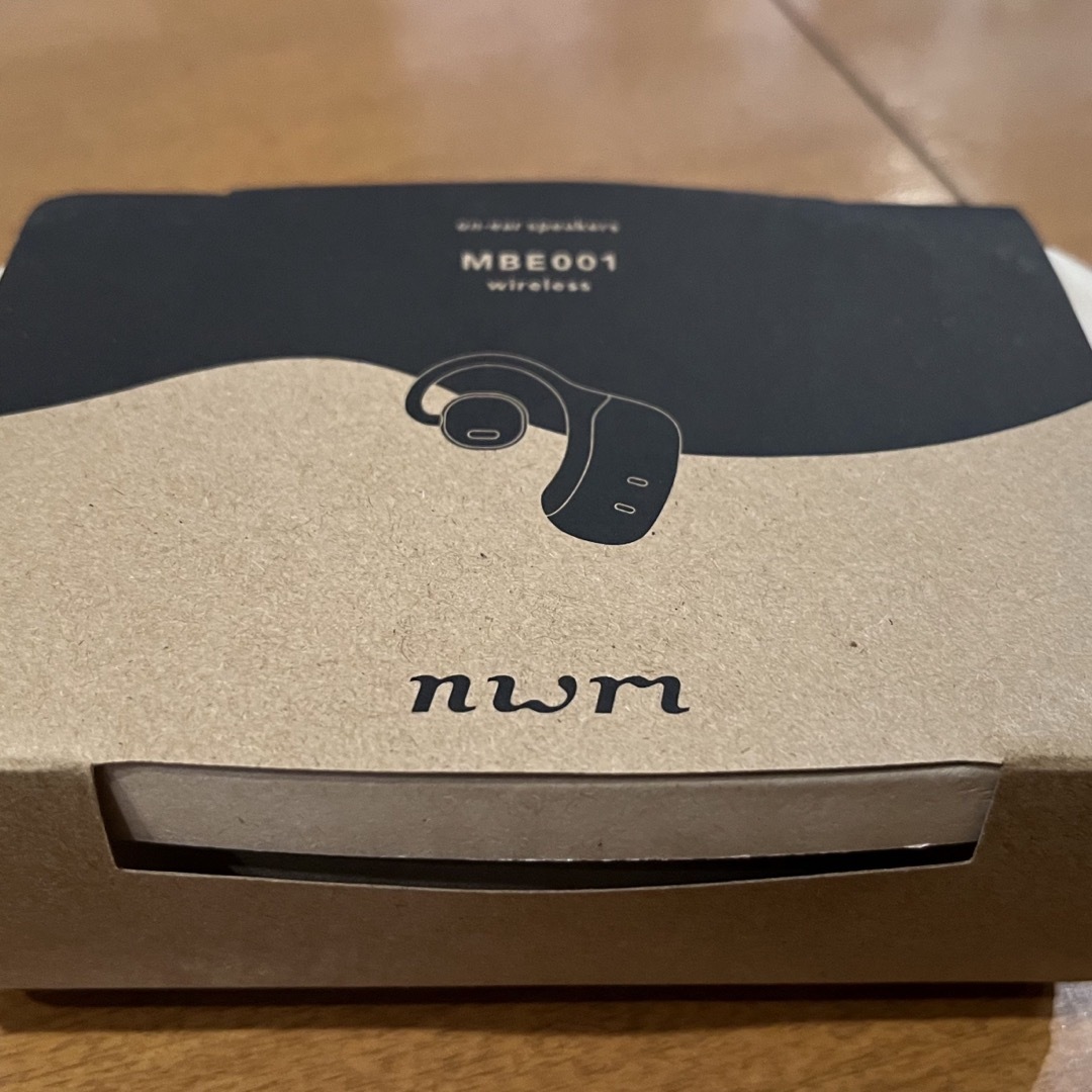 NTT sonority nwm (ヌーム) ワイヤレスイヤホン MBE001 NTT sonority nwm (ヌーム) ワイヤレスイヤホン MBE001