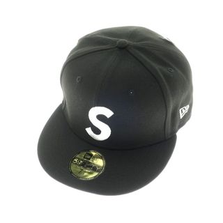 シュプリーム(Supreme)の【中古】【未使用】シュプリーム Supreme 2023年秋冬 Jesus Piece S Logo New Era 帽子 キャップ ブラックxゴールド【サイズ7 5/8】【メンズ】(キャップ)