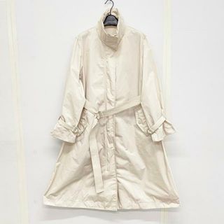 モンクレール(MONCLER)のMONCLER(モンクレール) コート サイズ00 XS レディース美品  TOURGEVILLE アイボリー 長袖/ジップアップ/春/秋(その他)