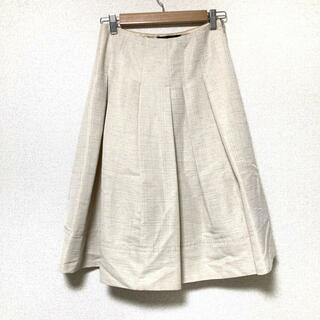 エポカ(EPOCA)のEPOCA(エポカ) スカート サイズ40 M レディース - アイボリー ひざ丈(その他)