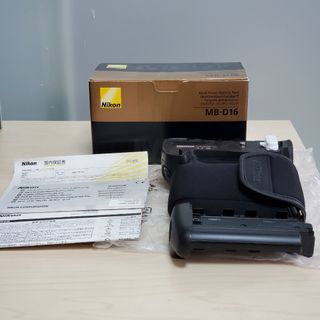 Nikon 純正 マルチパワーバッテリーパック MB-D16