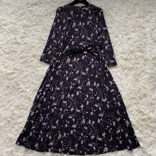 シビラ(Sybilla)の美品✨　シビラ　sybilla　ワンピース　ロング丈　花柄　シルク混　黒　M(ロングワンピース/マキシワンピース)