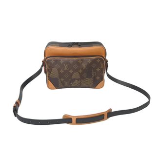 ルイヴィトン(LOUIS VUITTON)のLOUIS VUITTON ルイヴィトン ナイルメッセンジャー PM ショルダーバッグ ダミエジャイアント NIGO N40359 ブラウン 美品 中古 64634(ハンドバッグ)