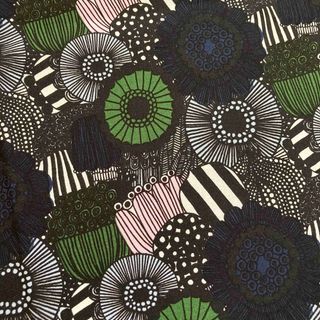 marimekko - marimekko pieni siirtolapuutarha 生地 はぎれ