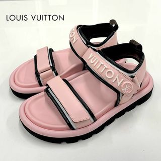 ルイヴィトン(LOUIS VUITTON)の9517 ヴィトン プールピローライン レザー ロゴ サンダル ピンク(サンダル)