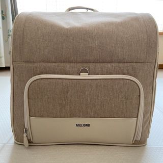 【新品】MILLIONG バックハグ バッグパック  ラージ  サンド ミリオン