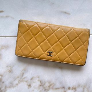 シャネル(CHANEL)のCHANEL シャネル マトラッセ ラムスキン レザー 長財布 黄 ココマーク(財布)