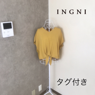 イング(INGNI)の新品タグ付き♡イング　ブラウス(シャツ/ブラウス(半袖/袖なし))