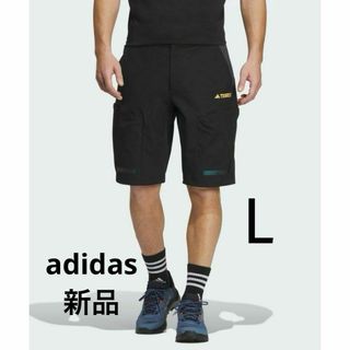 アディダス(adidas)の新品 アディダス Campyxショーツ ハーフパンツ 短パン アウトドア対応 黒(ショートパンツ)