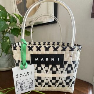 Marni - MARNI ピクニックバッグ　カゴ　バッグ　(リリーホワイト)