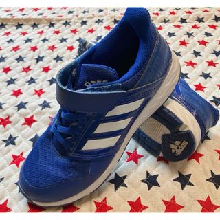 アディダス(adidas)の男子スニーカー（adidas）　２１センチ(スニーカー)