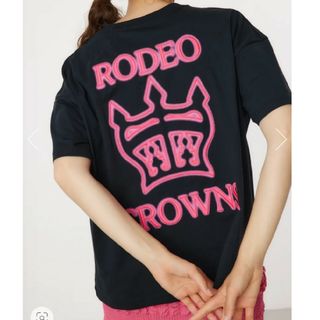 ロデオクラウンズワイドボウル(RODEO CROWNS WIDE BOWL)の刺繍CROWNＴシャツ(Tシャツ(半袖/袖なし))