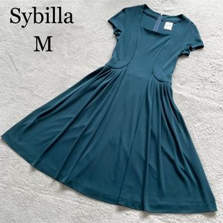 シビラ(Sybilla)の極美品✨Sybilla シビラ　ロングワンピース　プリーツ　伸縮性　日本製　M(ロングワンピース/マキシワンピース)