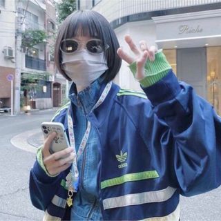 オリジナルス(Originals（adidas）)の90s vintage adidas トラックジャケット　US古　あのちゃん(ジャージ)