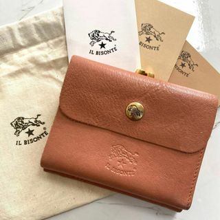 イルビゾンテ(IL BISONTE)の希少美品✨️IL BISONTE がま口 二つ折り財布 テラコッタ 限定カラー(財布)