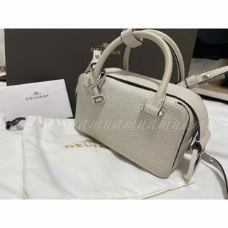 デルヴォー(DELVAUX)の【6/9まで値引交渉可】デルヴォー　クールボックスナノ　ミストラル(ショルダーバッグ)