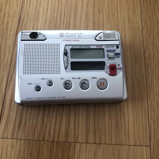 SONY TCS-100 カセットウォークマン 動作品(ラジオ)