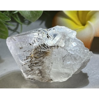 カコクセナイト内包✨レインボー　ラベンダーアメジスト　結晶　ラフストーン　原石(置物)