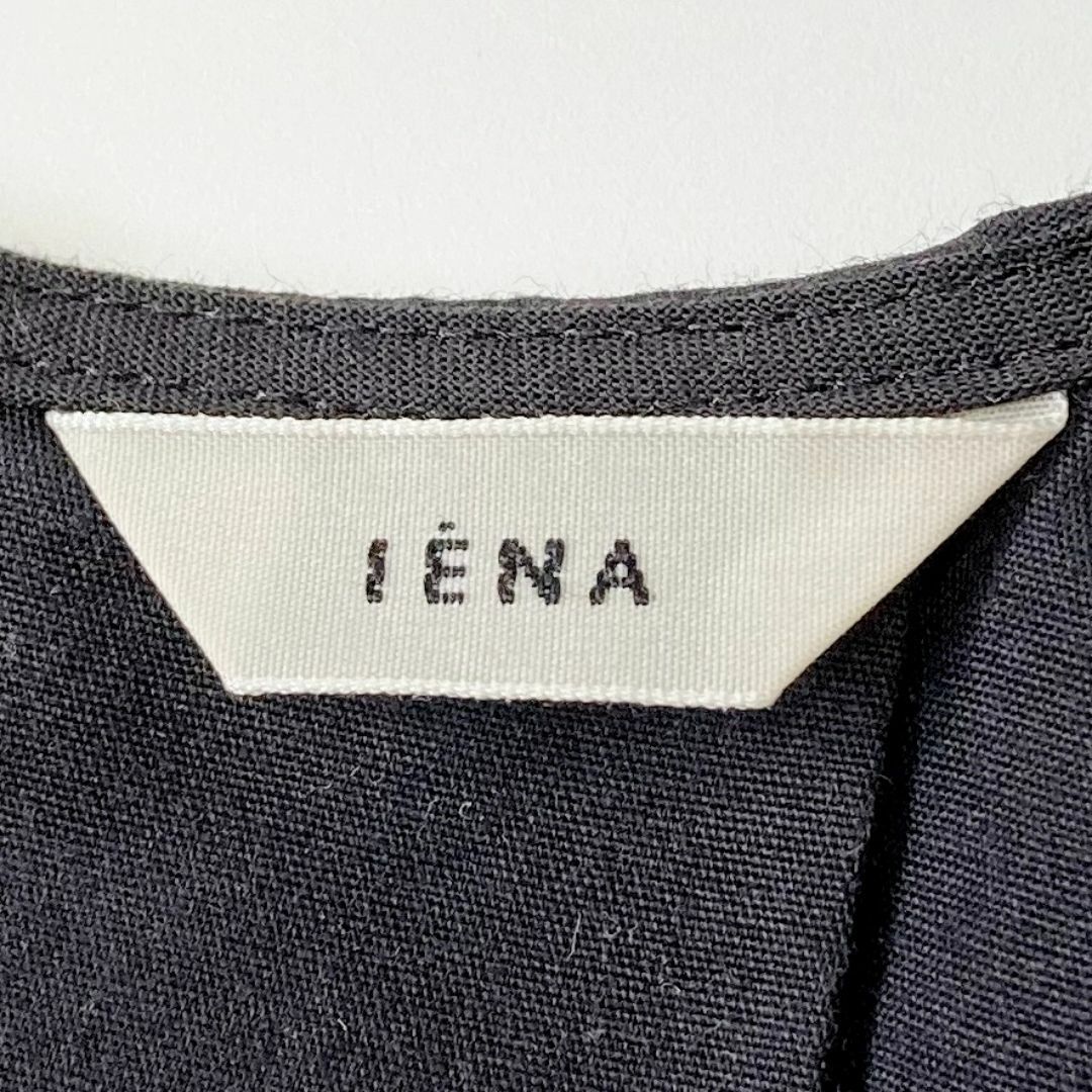 IENA イエナ ブラック コットンリヨセルVネックワンピース IENA イエナ ブラック コットンリヨセルVネックワンピース
