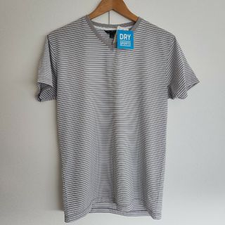 UNIQLO - 【未使用】UNIQLO  メンズTシャツ  L サイズ