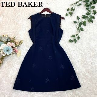 テッドベイカー(TED BAKER)の美品 TED BAKER ワンピース フレア 花柄 刺繍 Aライン ネイビー(ひざ丈ワンピース)