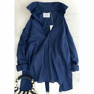 ミディウミ(MidiUmi)の極美品✨ミディウミソリッド MIDIUMISOLID コットンシャツ ネイビー(シャツ/ブラウス(長袖/七分))