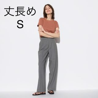 ユニクロ(UNIQLO)のユニクロ　タックワイドパンツ　丈長め　S グレー(その他)