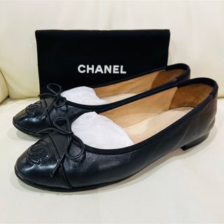 シャネル(CHANEL)のCHANEL バレエシューズ　黒　37 23.5cm バレリーナ　ココマーク(バレエシューズ)