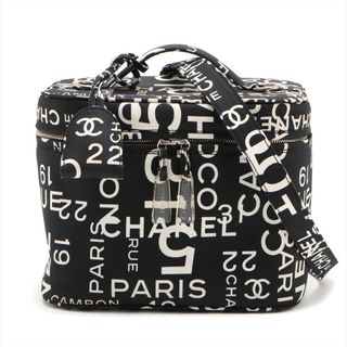 CHANEL - シャネル  キャンバス  ブラック レディース その他バッグ