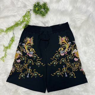 ヴェルサーチ(VERSACE)のversace (ショートパンツ)