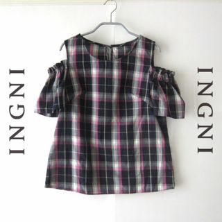 イング(INGNI)の美品　INGNI／イング★　チェック柄　オフショルダーブラウス(シャツ/ブラウス(半袖/袖なし))