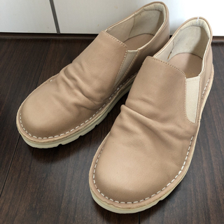 新品　セナムーン　革靴　23.0EEE  ベージュ(ローファー/革靴)
