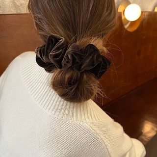 【爆売中♪】ヘアアクセ　髪飾り　シュシュ　ヘアゴム　ヘッドドレス　ブラウン　韓国(ヘアゴム/シュシュ)