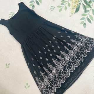 ブラック　シフォン 花柄 ワンピース ドット Aライン 13 XL 大きいサイズ(ひざ丈ワンピース)