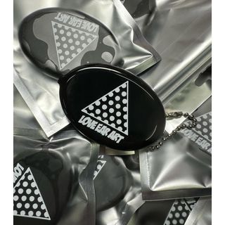 【LOVE EAR ART】 桂川弦さん 個展限定コインケース ロゴ(キーホルダー)