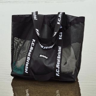 F.C.R.B.(トートバッグ)のフリマアイテム一覧 F.C.R.B.(トートバッグ)のフリマアイテム一覧