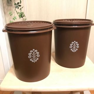 TupperwareBrands - 【2個】タッパーウェアマキシデコレーター 保存容器 密封容器　ヴィンテージ