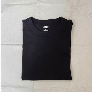 ユニクロ(UNIQLO)のユニクロ　Tシャツ　黒Tシャツ　UNIQLO(Tシャツ/カットソー(半袖/袖なし))