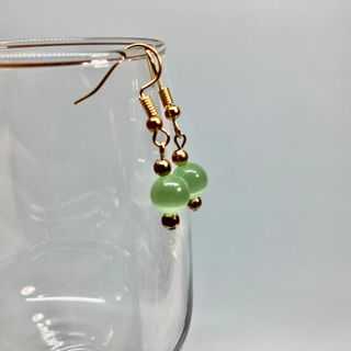 ピアス　キャッツアイピアス(ライトグリーン)  パワーストーンピアス G (イヤリング)