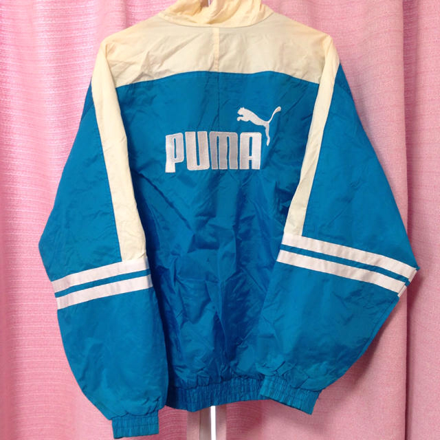 PUMA(プーマ)の美品PUMA   ナイロン  L レディースのトップス(Tシャツ(長袖/七分))の商品写真