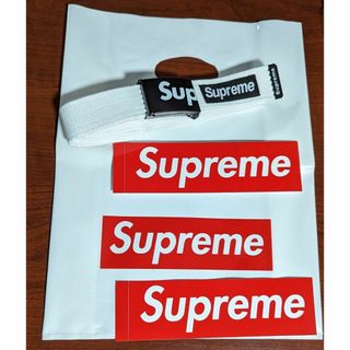 シュプリーム(Supreme)のシュプリームのガチャベルト1本、小ショッパー1枚とステッカー2枚のセット(ベルト)